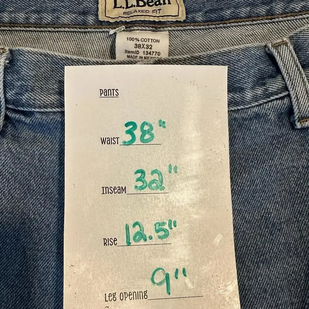 LL Bean  Relaxed Fit Medium Wash Denim Blue Jeans Men's 38x32 100% Cotton
